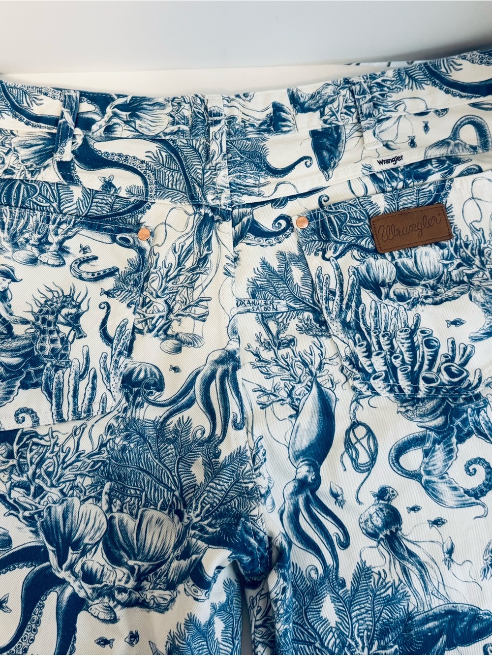 Wrangler Women’s High Rise Nautical Print Wanderer Flare Jeans 34 x 32 Blue - Picture 11 of 15